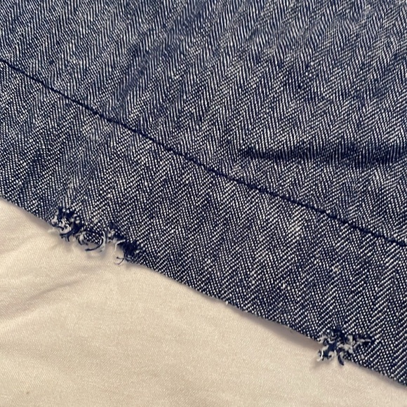 NWT - Old Navy / size 6 / Linen Everyday Shorts - high rise - distressed - Picture 8 of 12